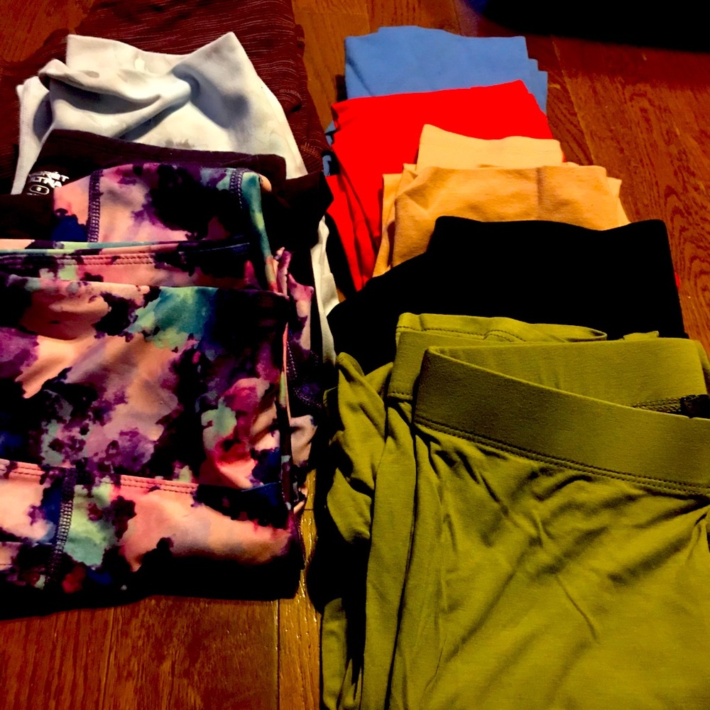 Lot of 9 leggings!